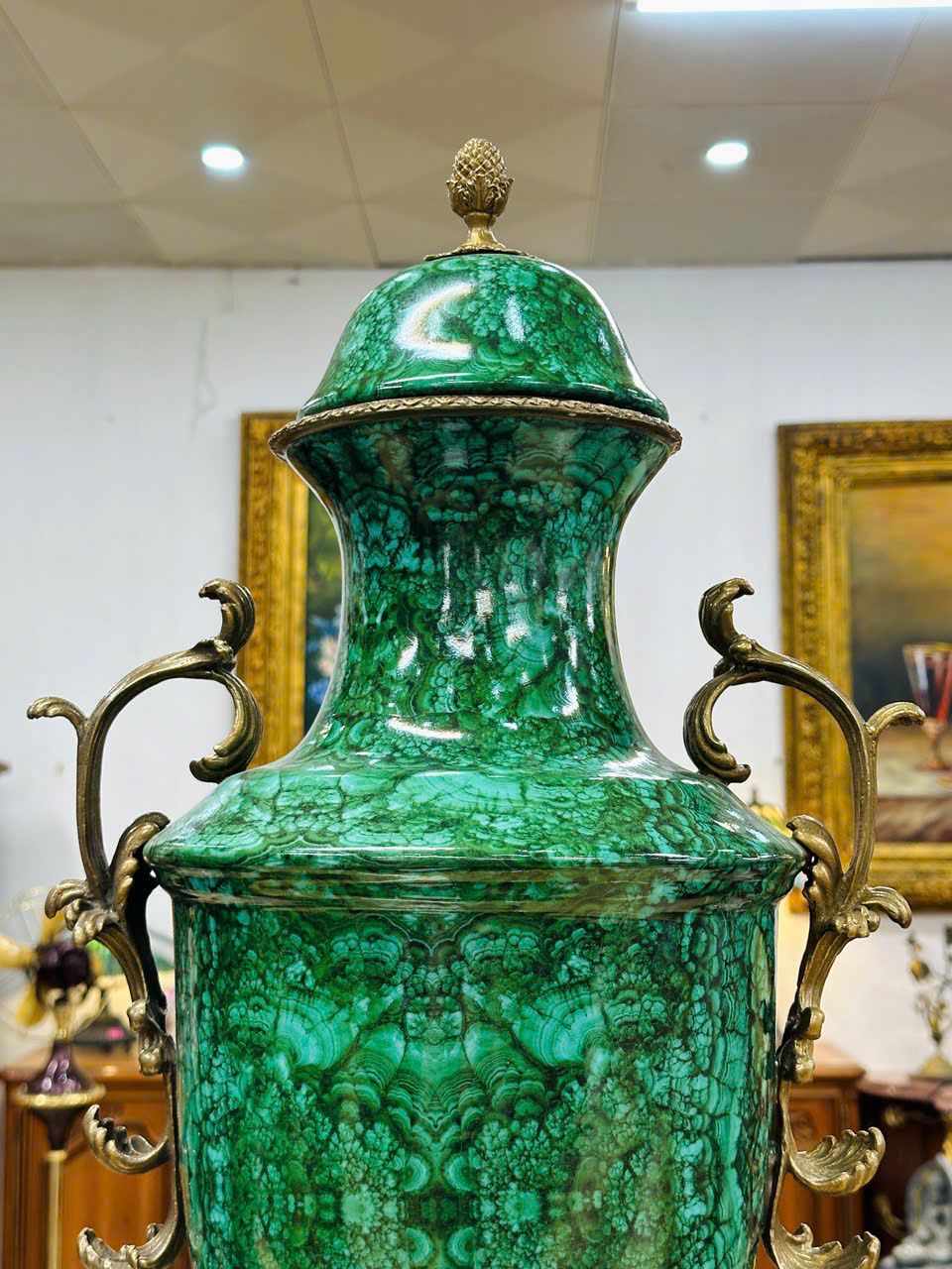 Đôi Bình Cúp VIP Cao Cấp – Tinh Hoa Trang Trí Đậm Chất Quý Tộc&nbsp;[PH00205]